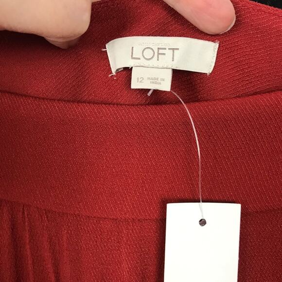 Elegant Red Wrap Skirt - Picture 5 of 8